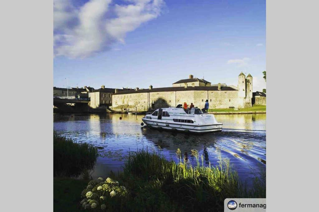 Swallow Lane, Enniskillen, Co Fermanagh, 5* Chic Exterior photo